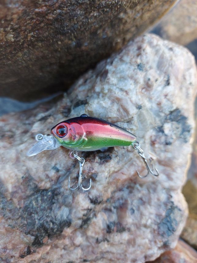 Peukaloinen lure